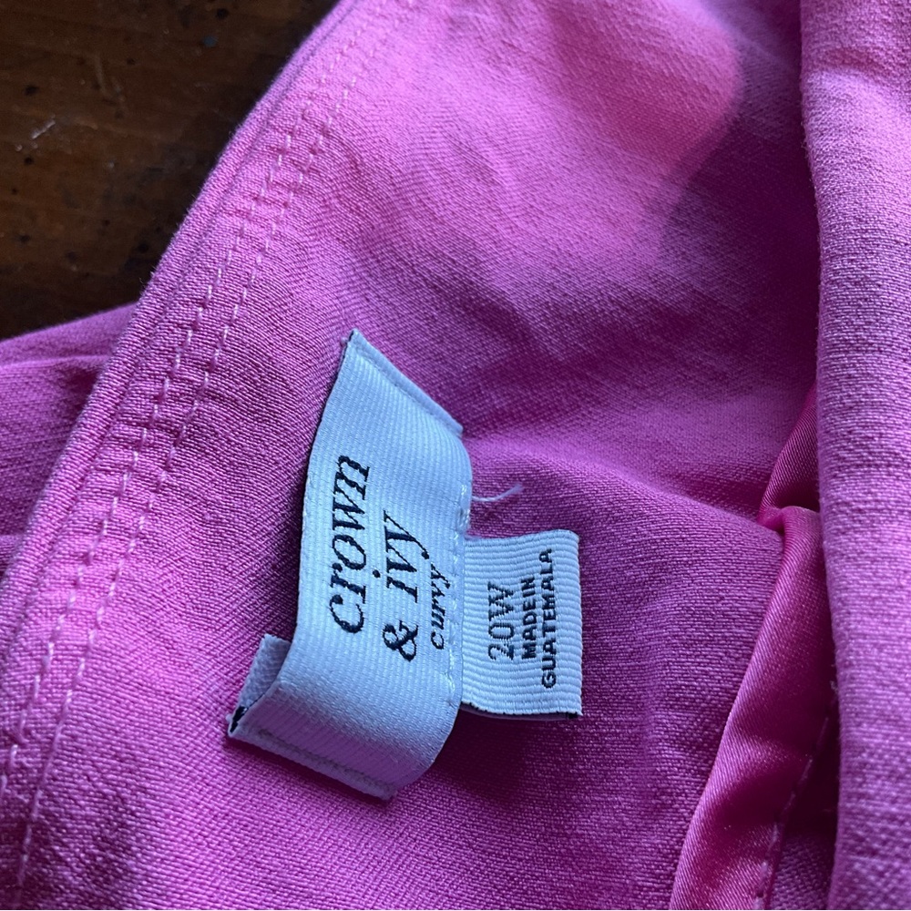 Crown and Ivy size 20W capri pants - Picture 8 of 8